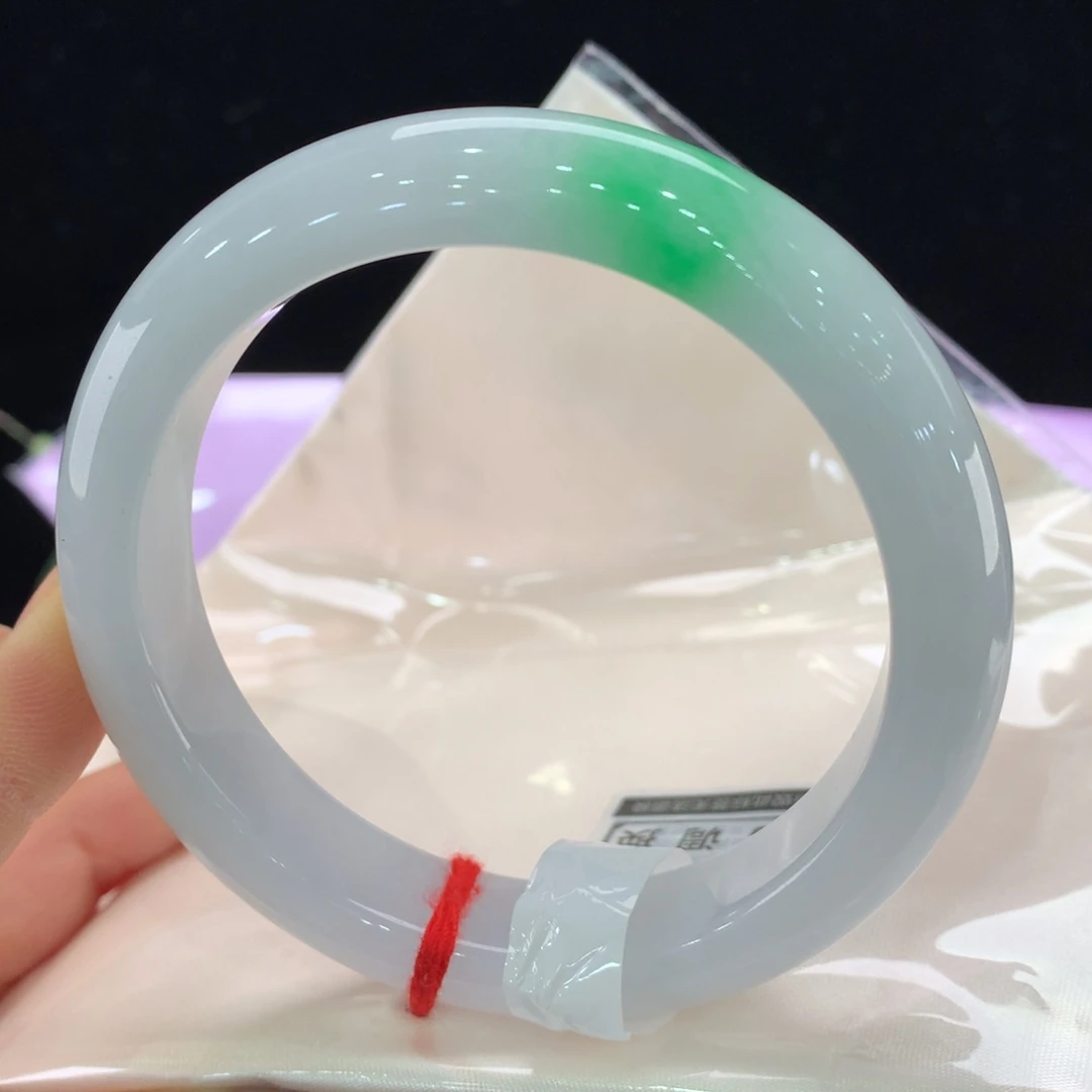 翡翠未镶嵌手镯0354