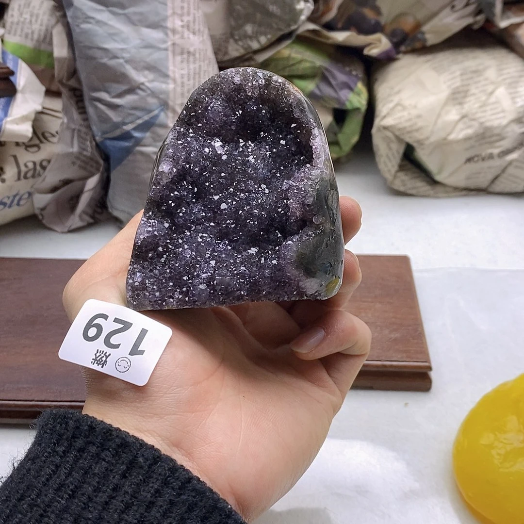 紫晶大型摆件（非配饰）未镶嵌