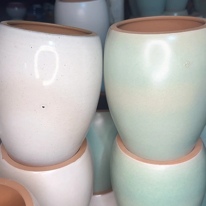 微瑕花盆啦哈哈啦