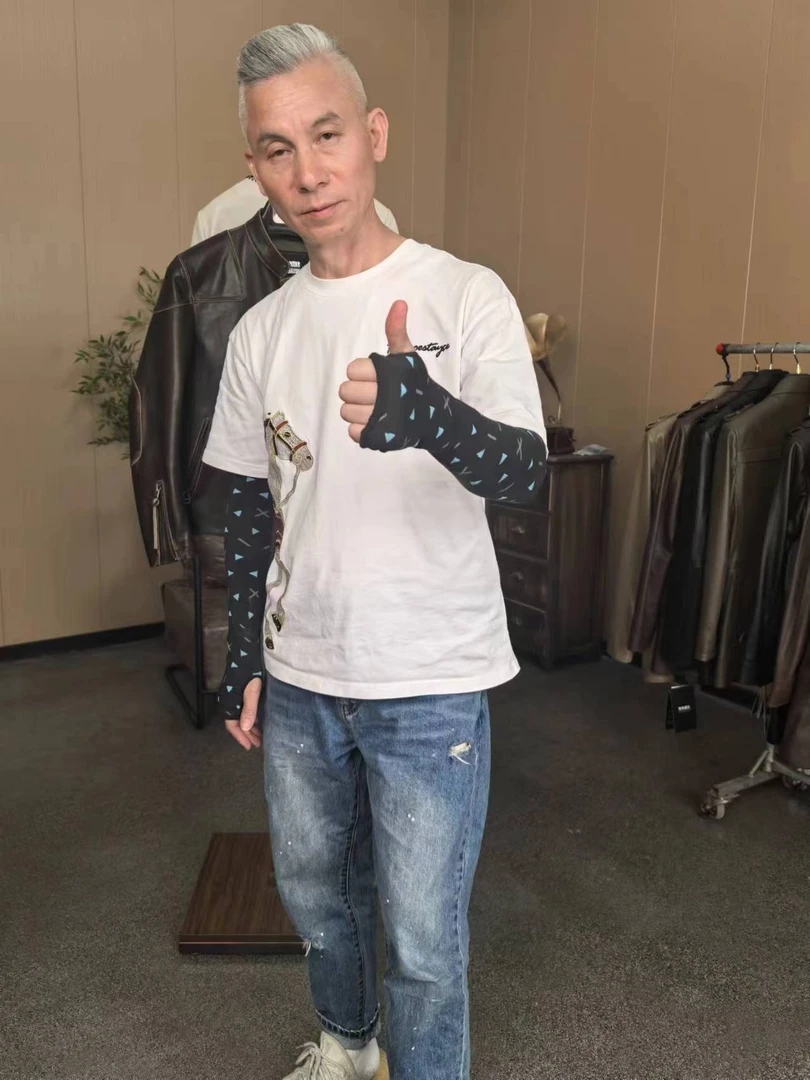 老谭夏天用的外贸冰丝防晒袖套降温防晒黑冰凉舒适