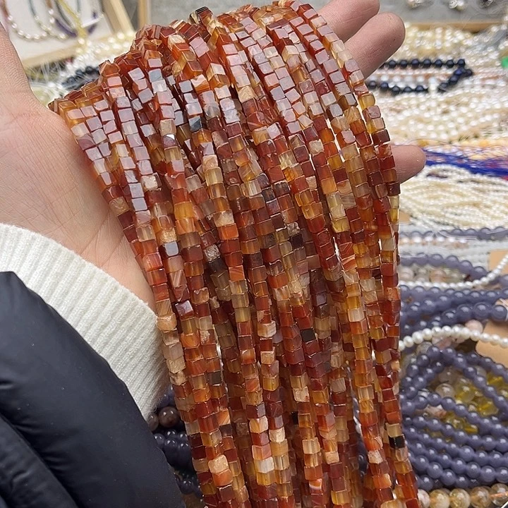 玛瑙/玉髓珠宝半成品未镶嵌一条4.5mm左右玛瑙方糖