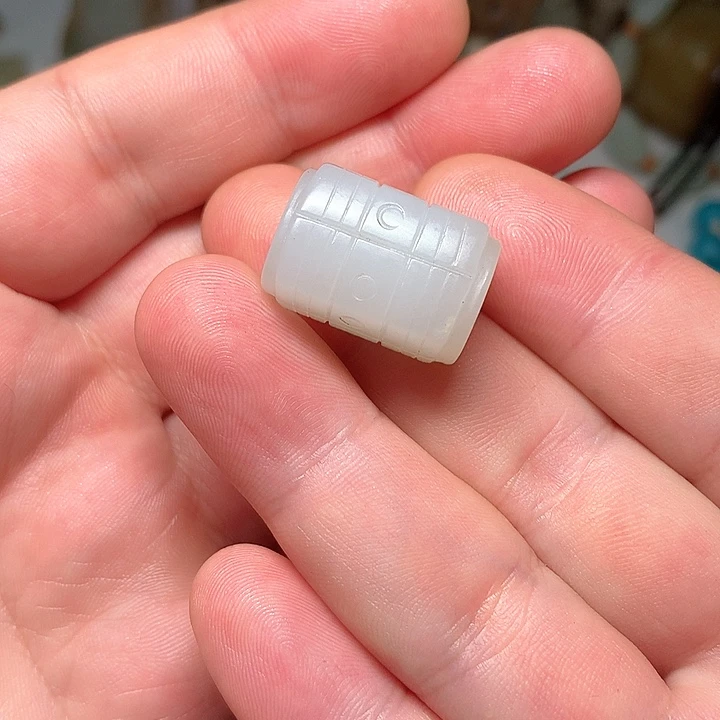 未镶嵌和田玉（糖玉）挂件