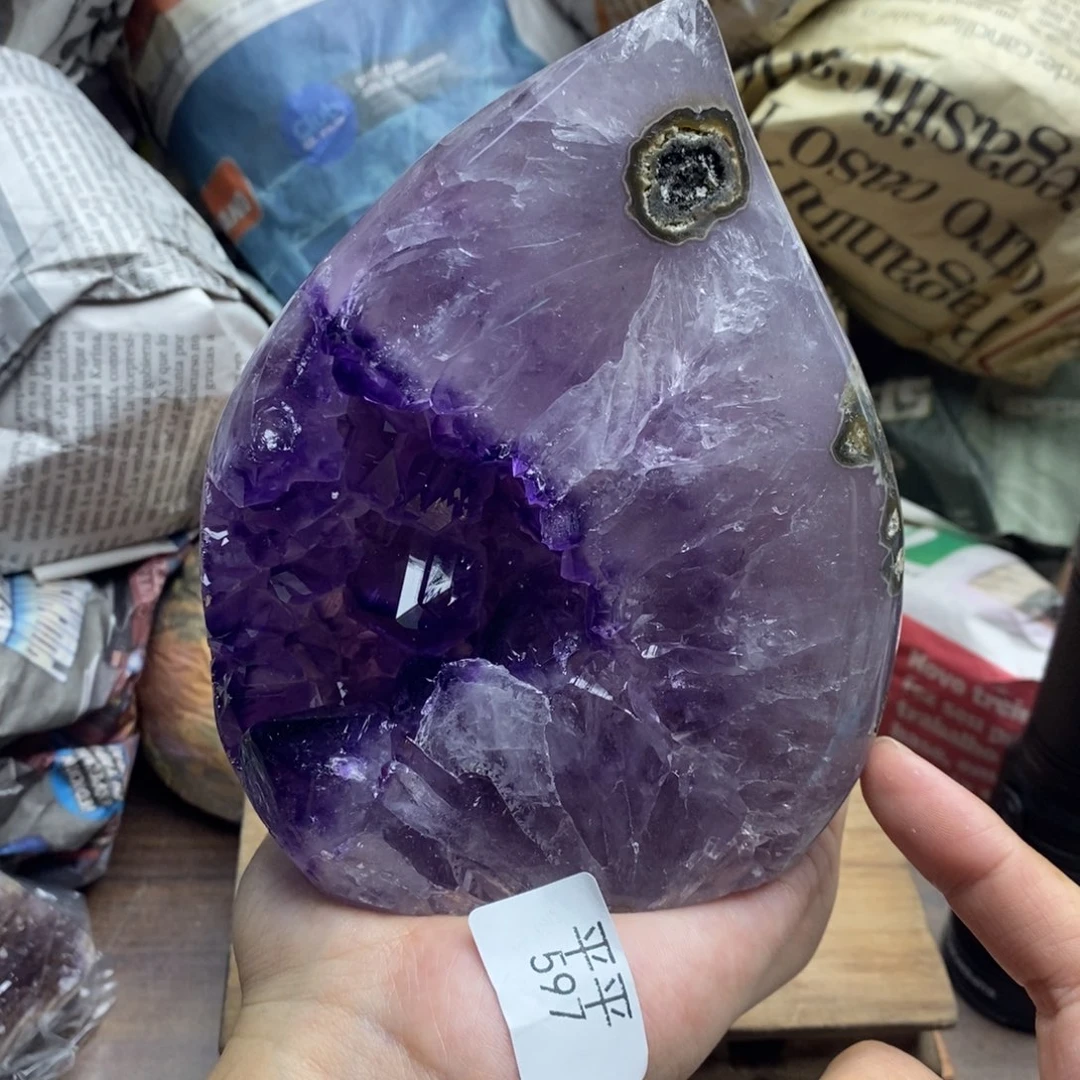 紫晶大型摆件（非配饰）未镶嵌