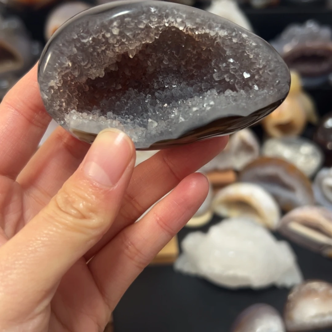 玛瑙/玉髓未镶嵌珠宝半成品