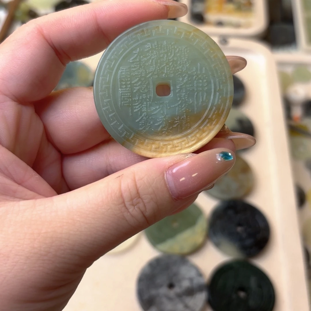 蛇纹石玉合金颈饰