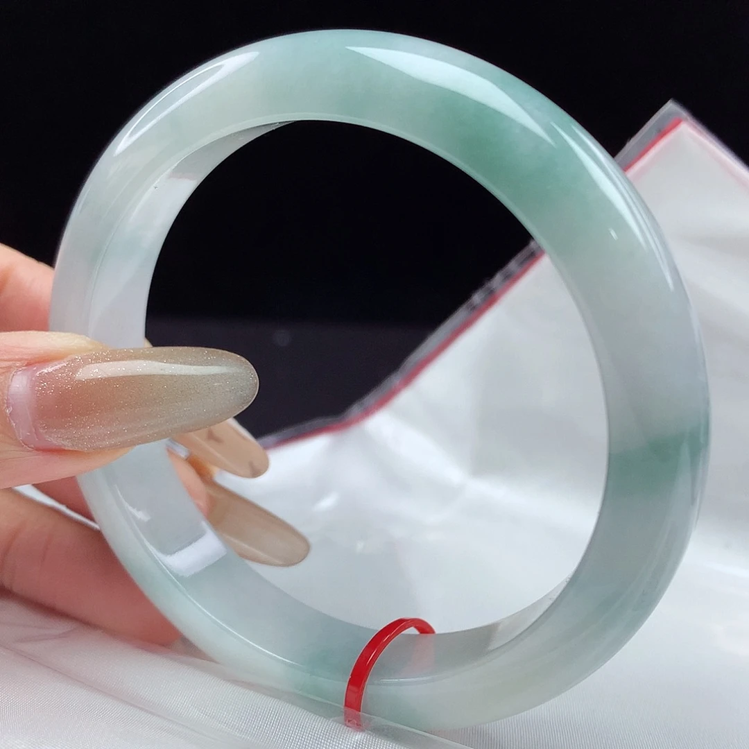 翡翠手镯未镶嵌59圈0618