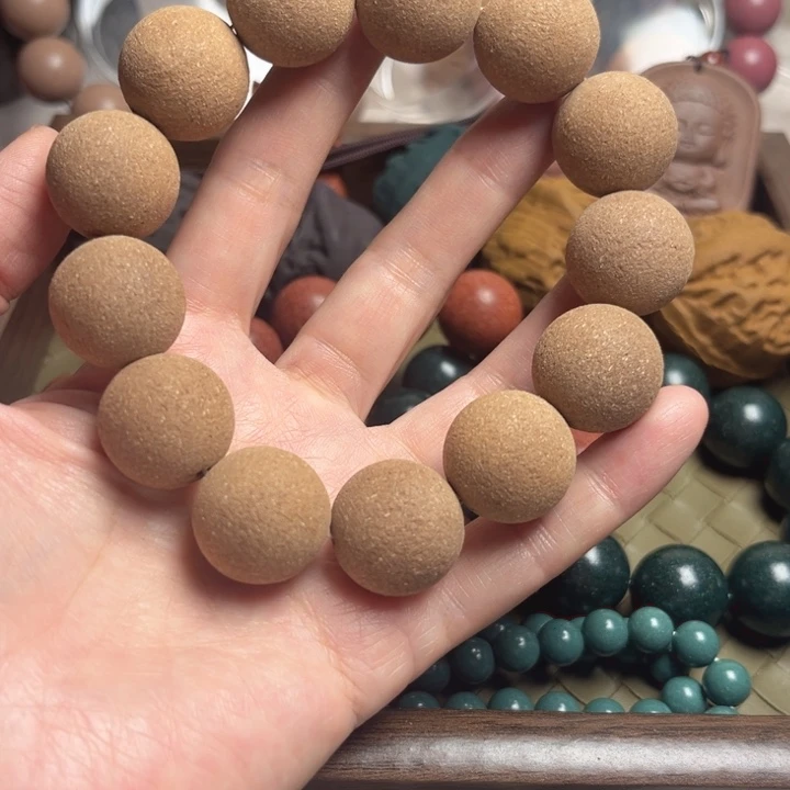 泥塑七香十二精药1.8单圈，丑丑珠，未打磨