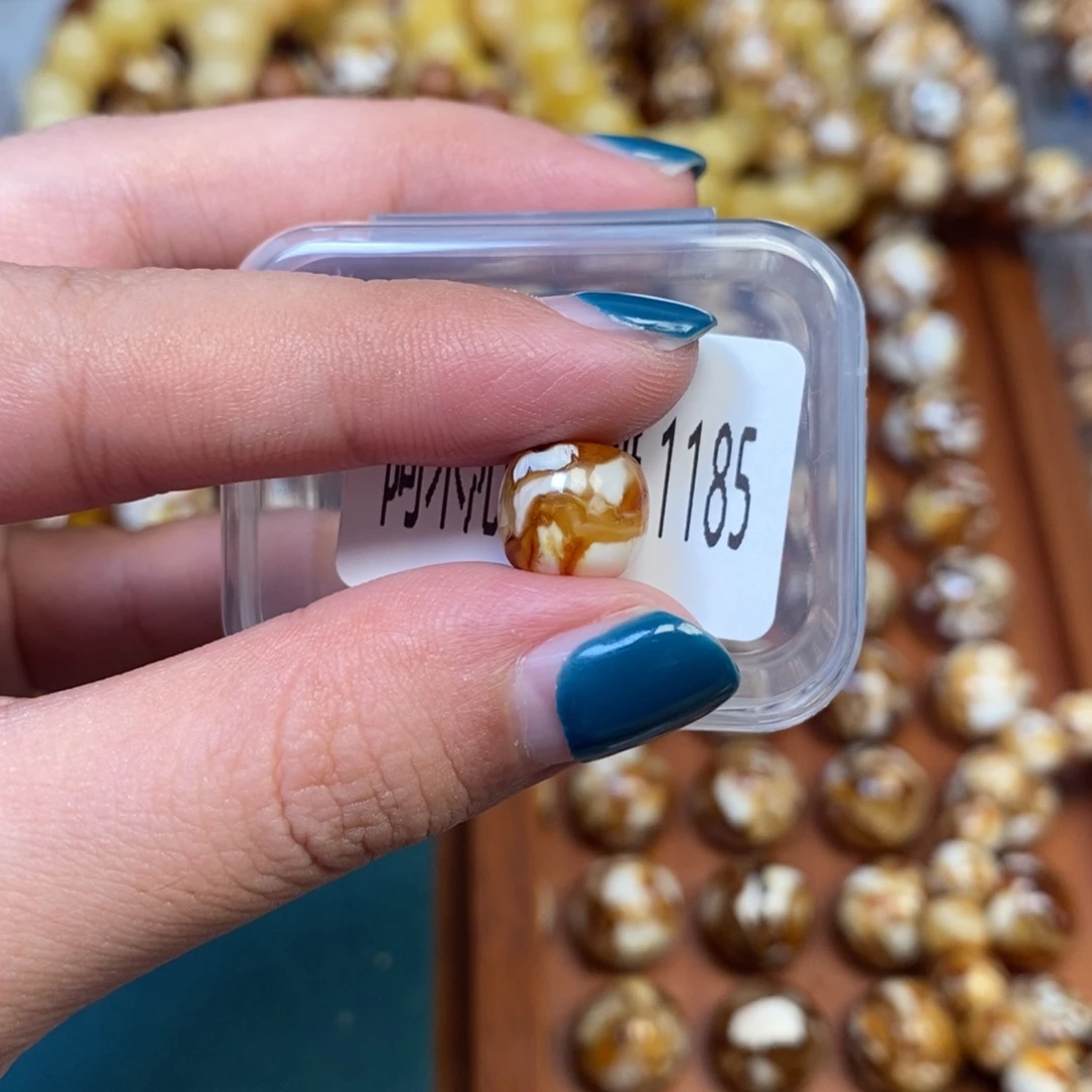 把件猴头核桃沁色圆珠老型1185