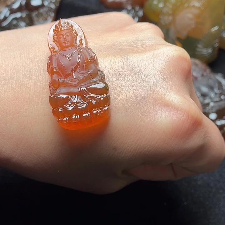 琥珀未镶嵌颈饰120