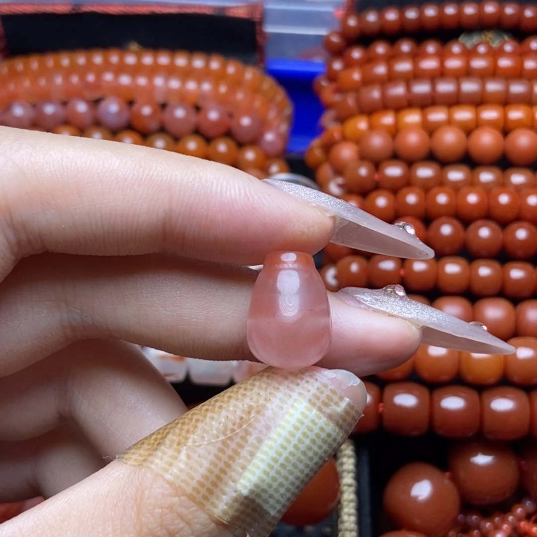 南红玛瑙三通卡11未镶嵌