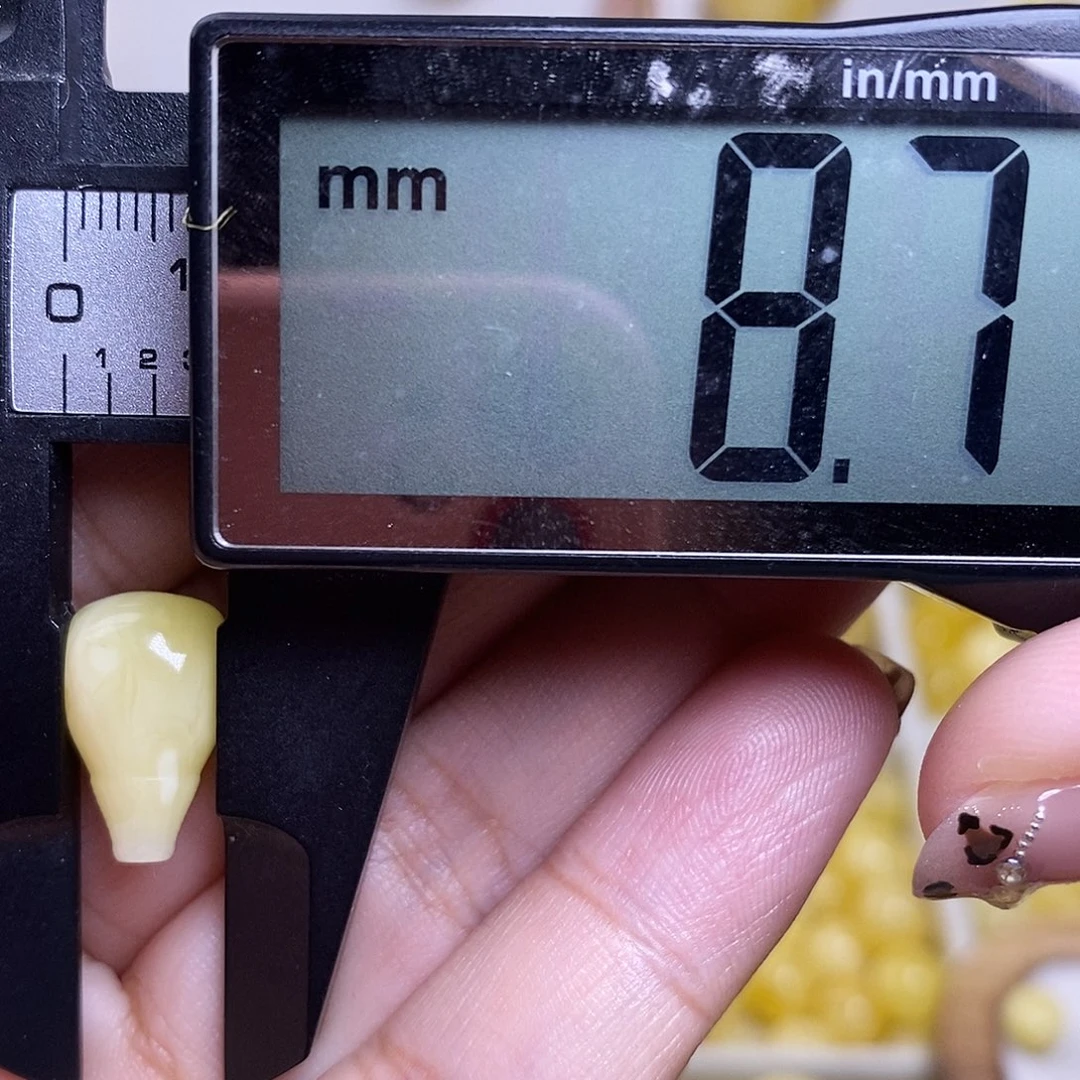裸石琥珀未镶嵌蜜蜡三通