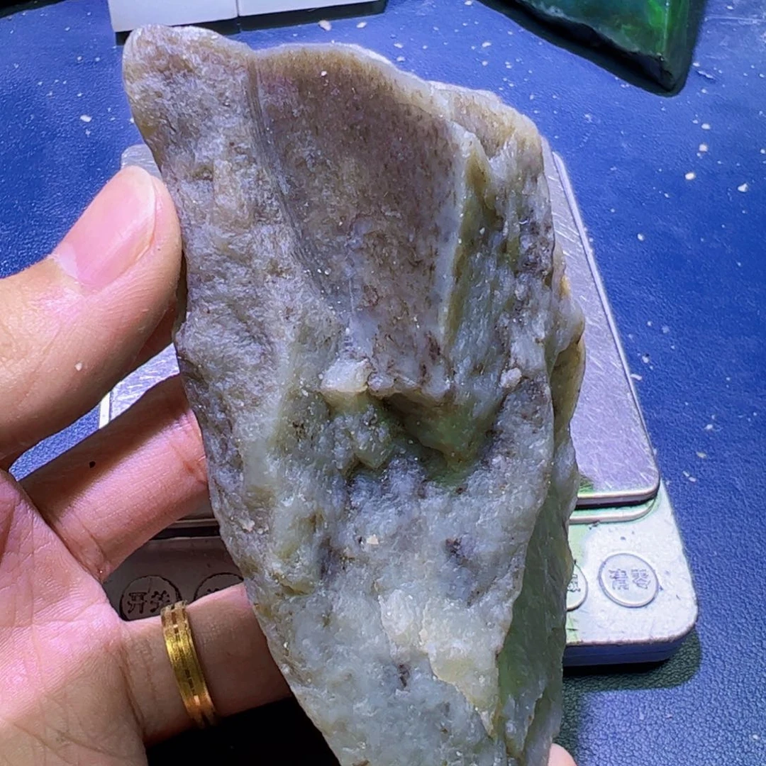 未镶嵌和田玉（糖玉）珠宝半成品