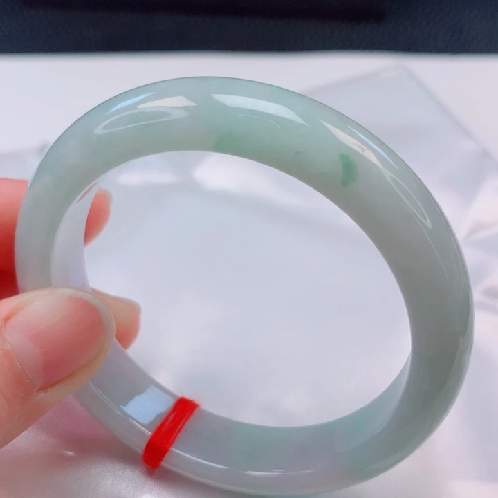 翡翠手镯未镶嵌54。55