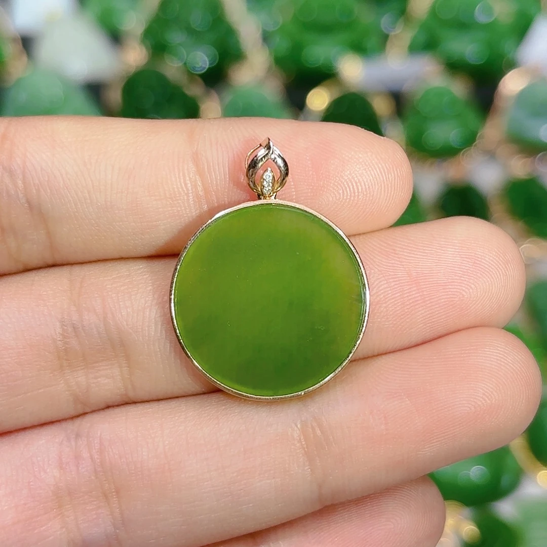 和田玉（碧玉）颈饰18K金镶嵌