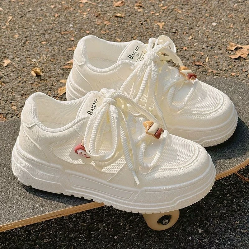 小白鞋女2025新款夏季款透气网面网鞋百搭配裙子鞋子学生运动板鞋