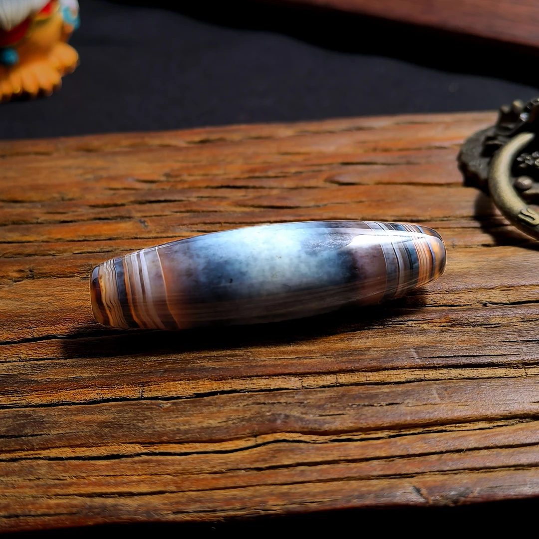 精品缠丝玛瑙蓝沁料子浩瀚宇宙星辰尺寸50.6mm