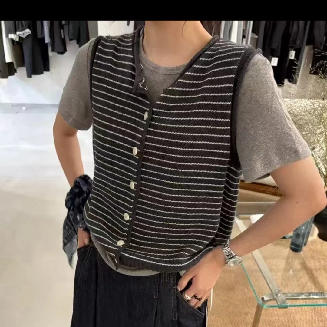 条纹薄款透气女四季通用秋季马夹针织上衣黑白休闲