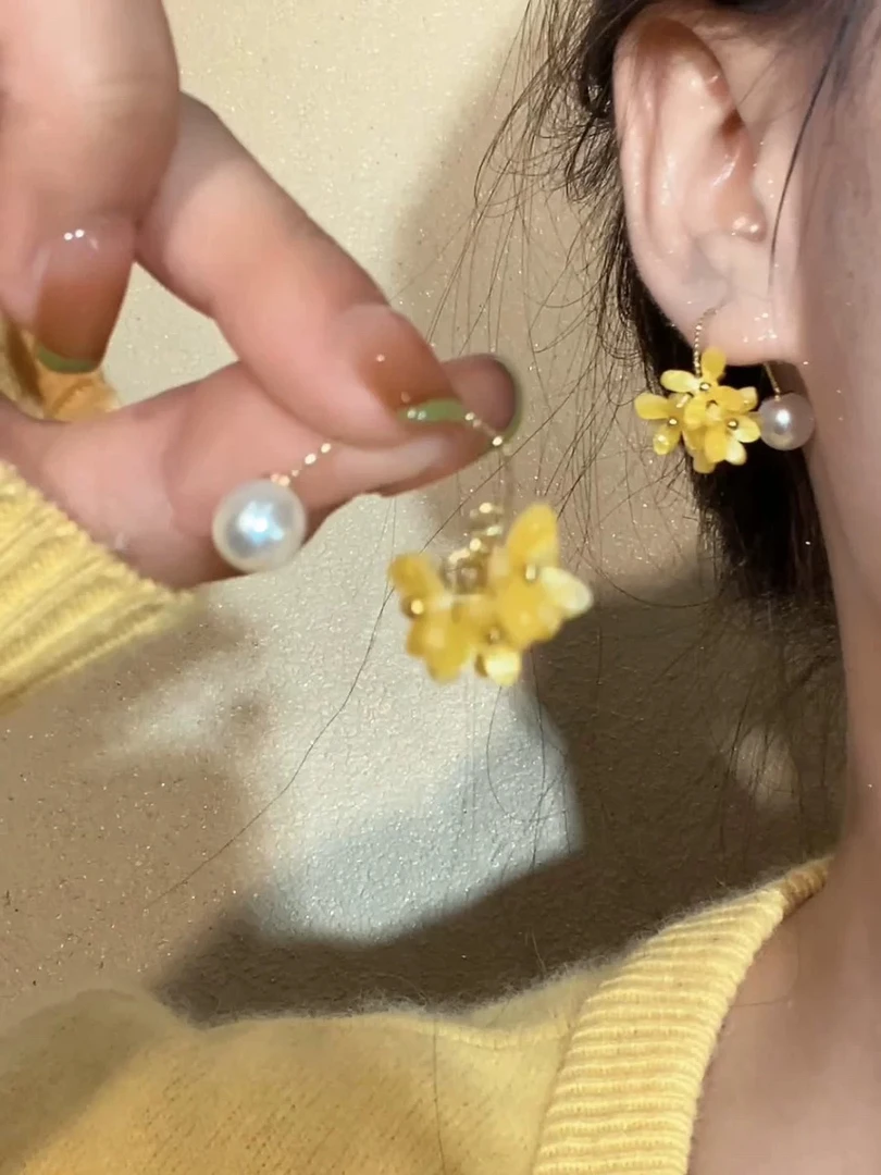 合金亚克力耳饰 春季法式温柔甜美小黄花耳环女仙气氛围感耳饰