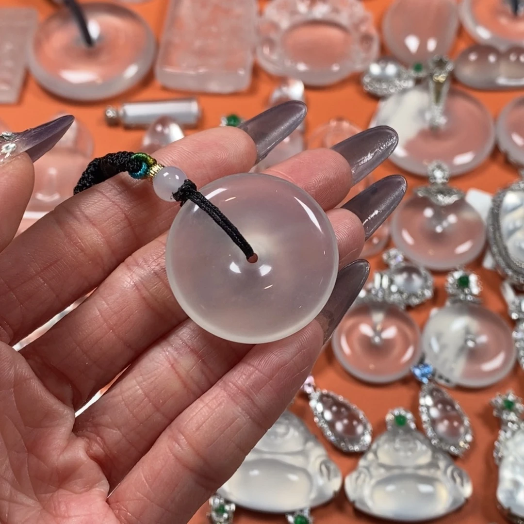 石英质玉未镶嵌颈饰卡30厚7.8平安扣