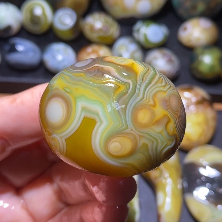 未镶嵌玛瑙/玉髓珠宝半成品40