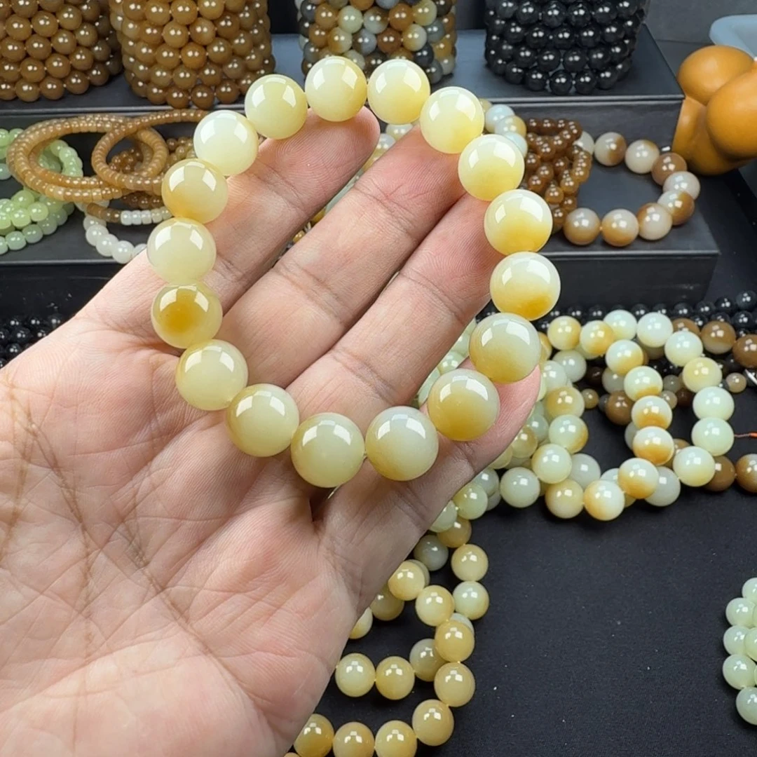 驼***尘和田玉未镶嵌手链