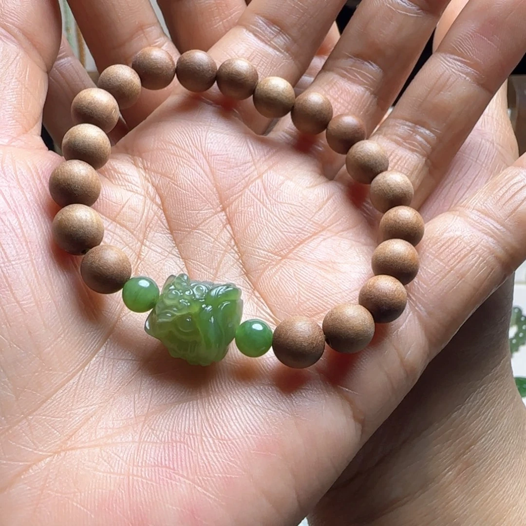 和田玉未镶嵌手串