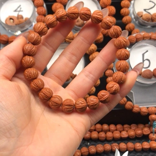 桃核吊坠玉龙脊1.1