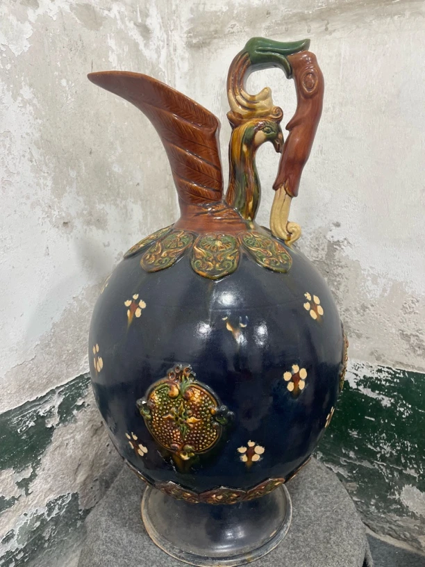 精品瓷器三彩执壶凤鸟瓶