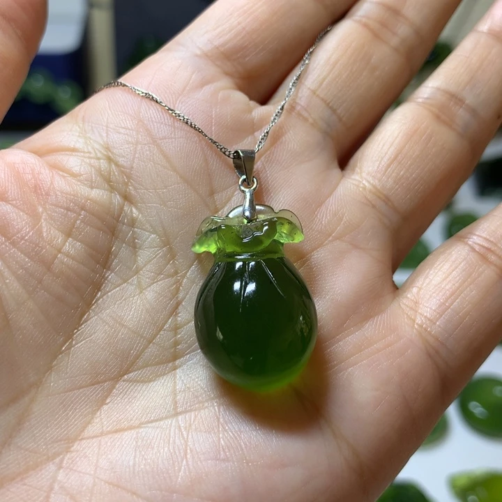 岫玉银S925镶嵌颈饰吊坠