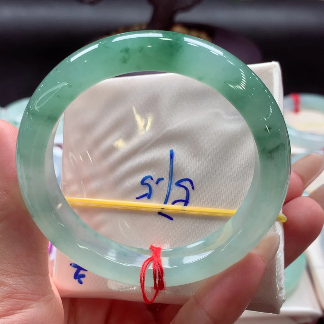 【闪购商品】未镶嵌手镯翡翠08号
