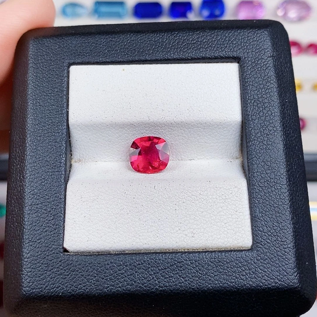 裸石未镶嵌碧玺1.5ct