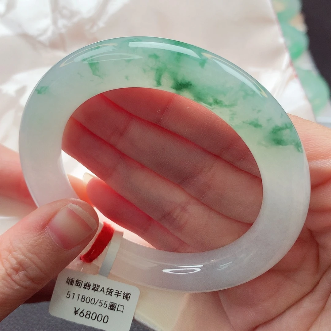 翡翠未镶嵌手镯55 56圈口 冰润飘绿花