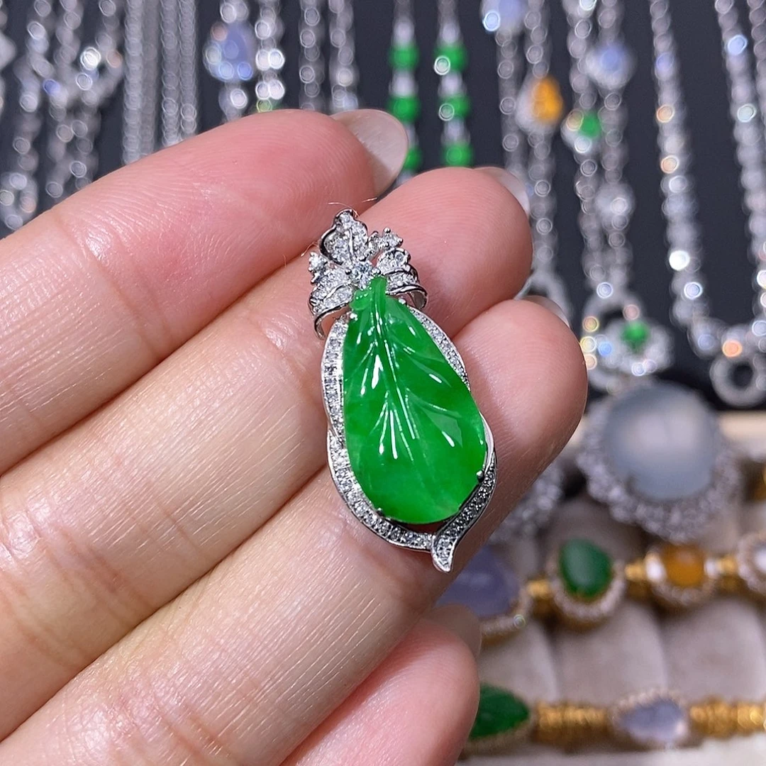 翡翠18K金镶嵌吊坠(不含链)吊坠