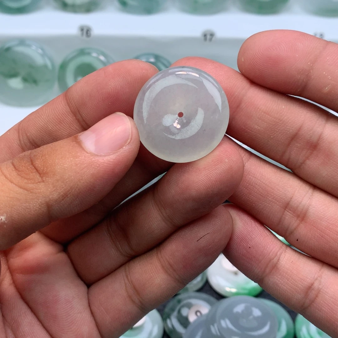 翡翠未镶嵌颈饰肥****门缅甸天然A货翡翠