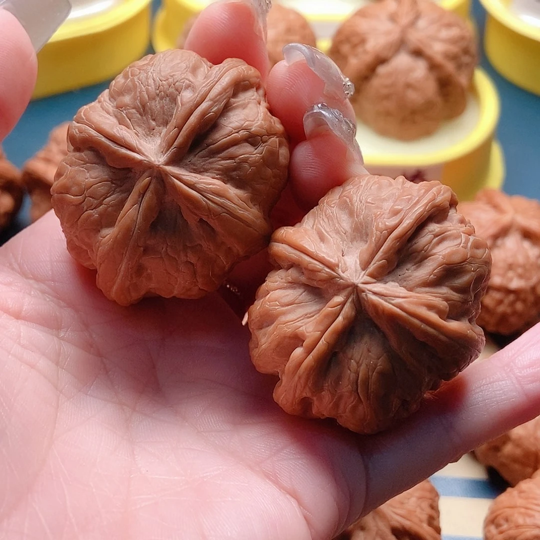 文玩核桃吊坠元宝四棱44尺