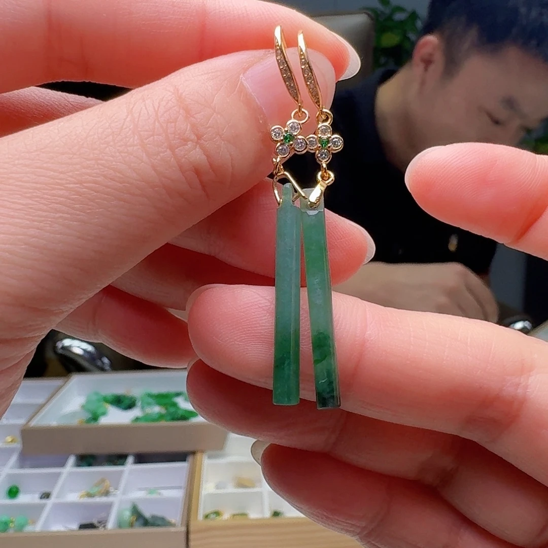翡翠银S925镶嵌耳饰天然