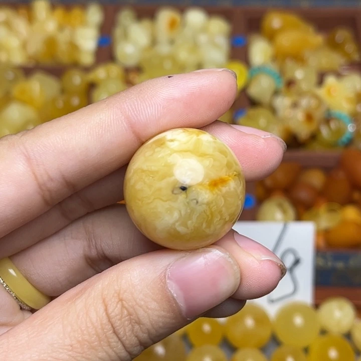 筱***V蜜蜡未镶嵌珠宝奇石满蜡妖花圆珠卡25+ 微瑕