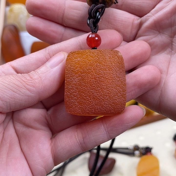 蜜蜡项链未镶嵌15克