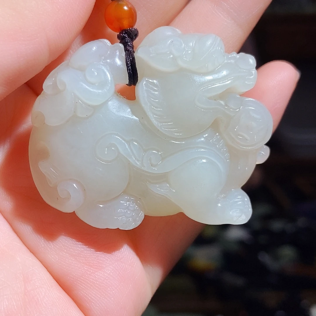 颈饰未镶嵌和田玉