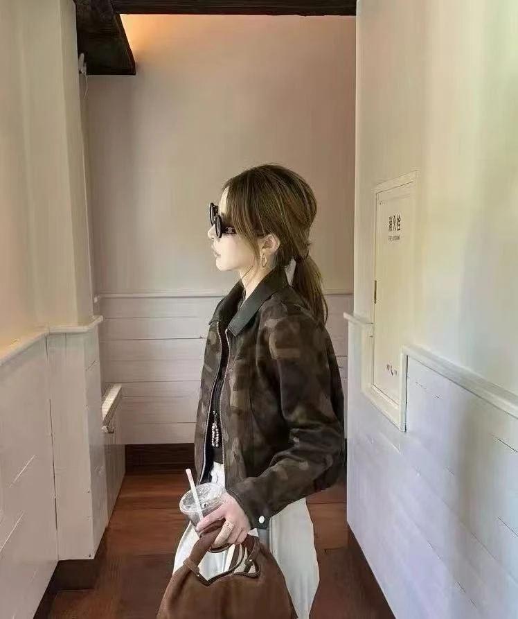 女款迷彩外套皮衣短款