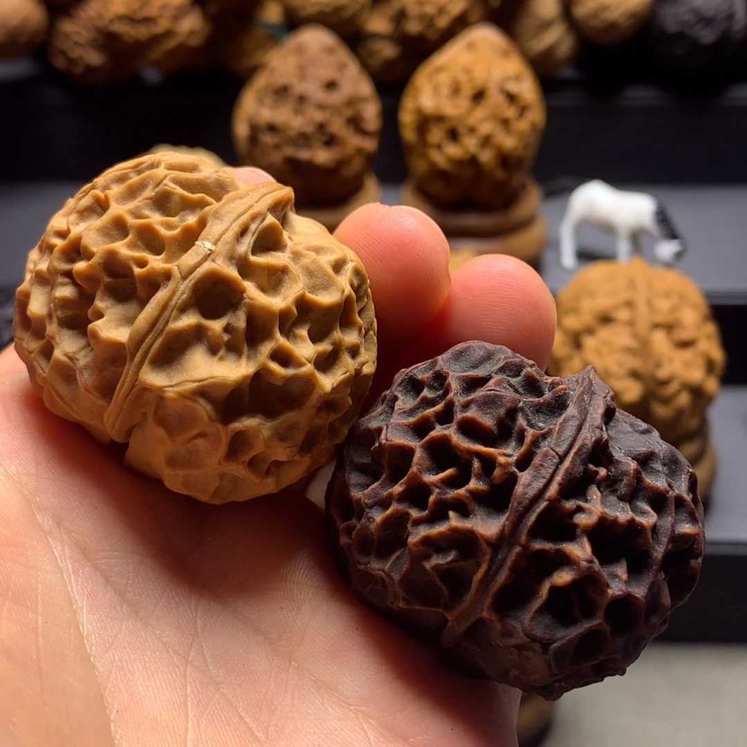 文玩核桃把件存钱罐 凤凰牡丹