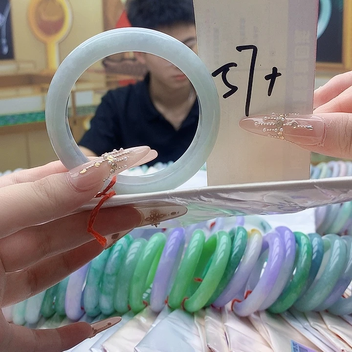 翡翠未镶嵌手镯nn