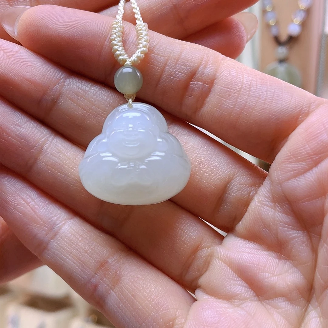 和田玉吊坠(赠链)未镶嵌