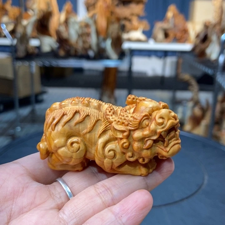 柏木（崖柏）貔貅手把件