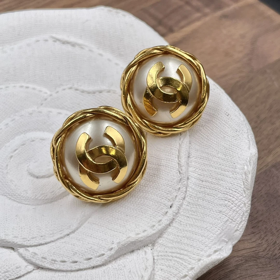 95新 Chanel/香奈儿 香奈儿珠珠双c耳夹/x05686