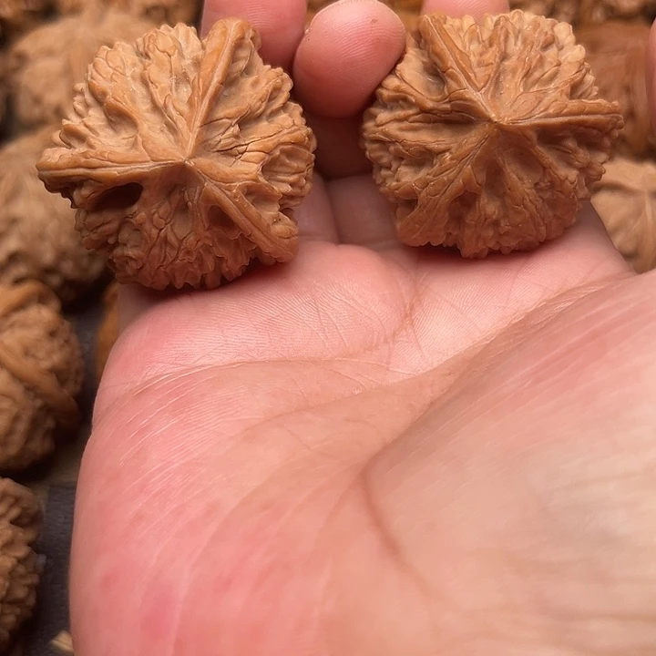 逆***上吊坠文玩核桃你们都在
