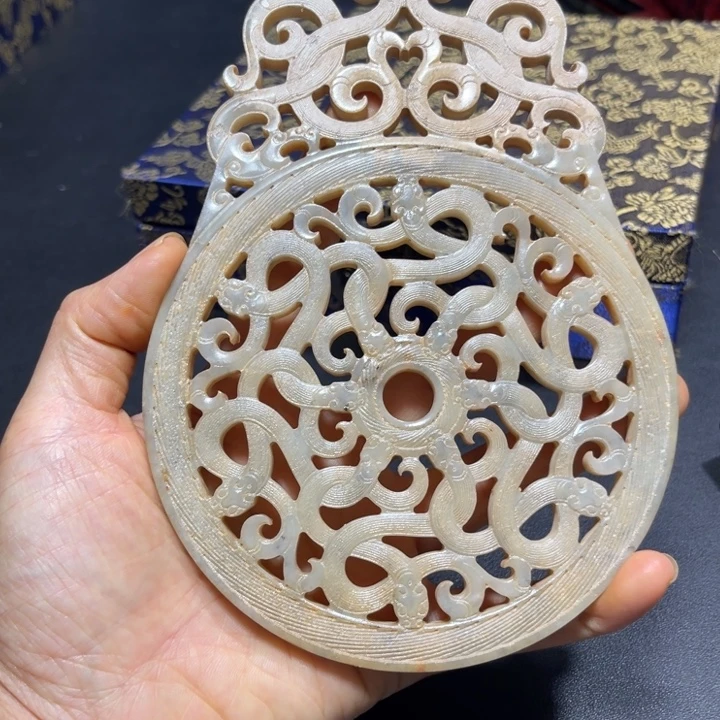 一物一图发货支持七天无理由。底槽青