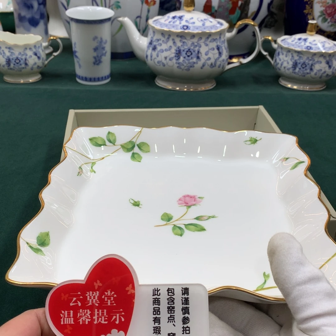 摆件全是大漂亮瓷器啊美美哒