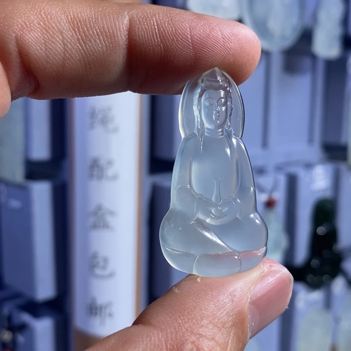 未镶嵌岫玉吊坠k****梅