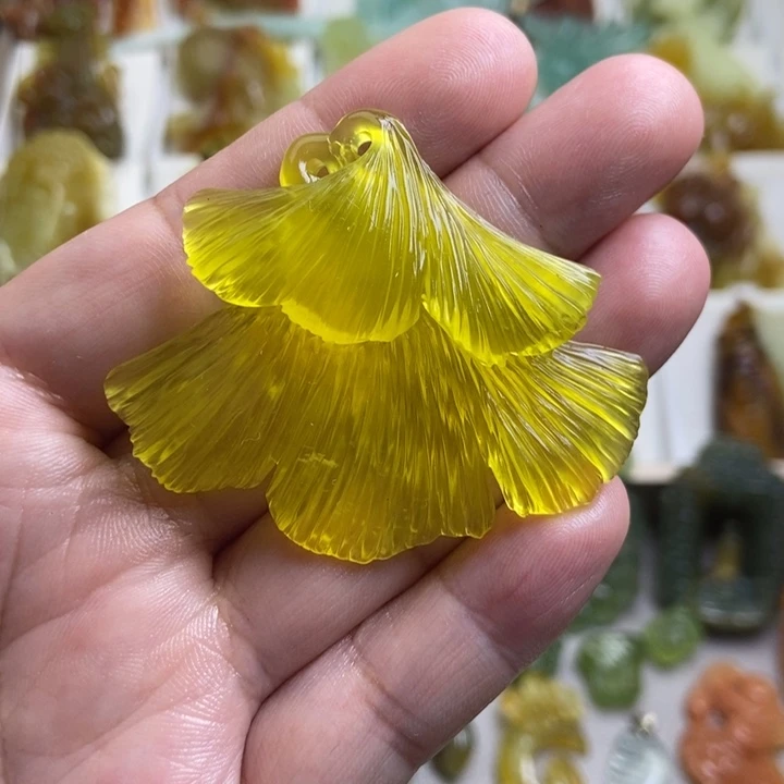 未镶嵌蛇纹石玉挂件